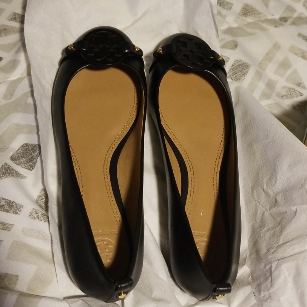 Tory Burch flats